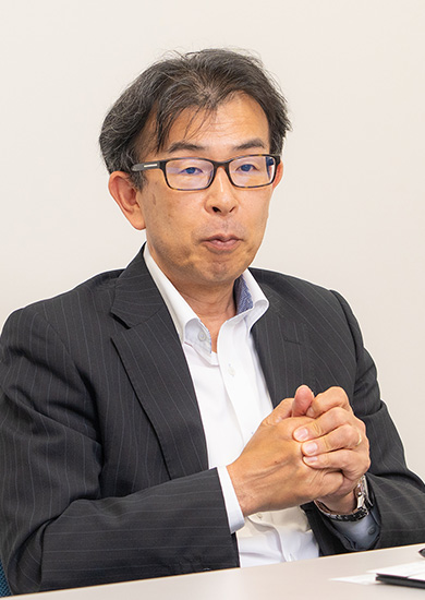 東北電力健康保険組合　事務長　千葉俊一さん